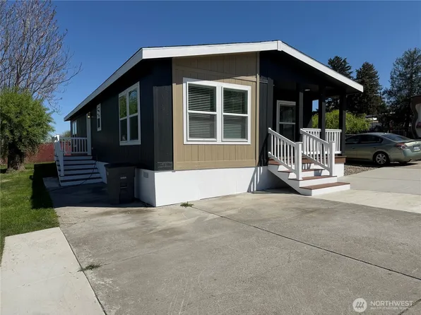 402 Maple Avenue #10, Sunnyside, WA 98944