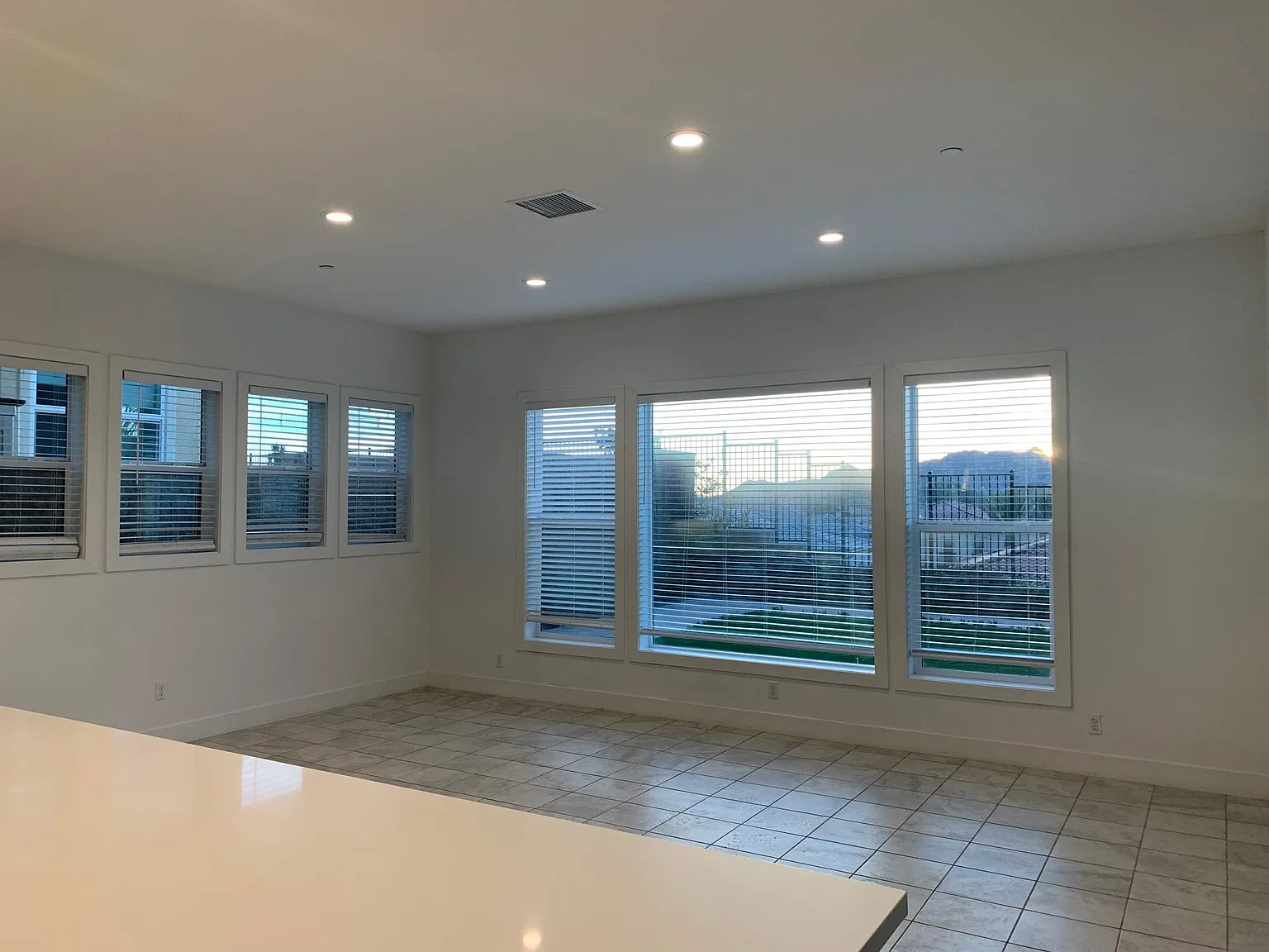 12015 Estrella Pl — Photo 4