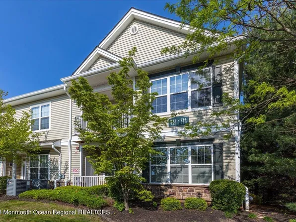 713 Mill Pond Way, Eatontown, NJ 07724
