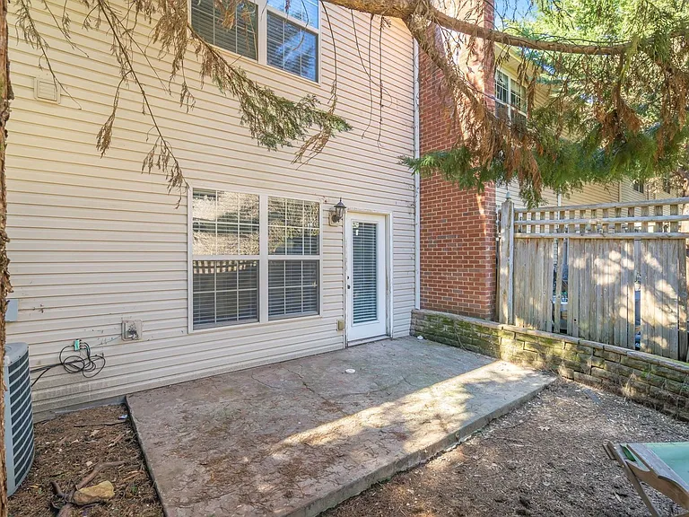 4808 Fountain View Way #H — Photo 22