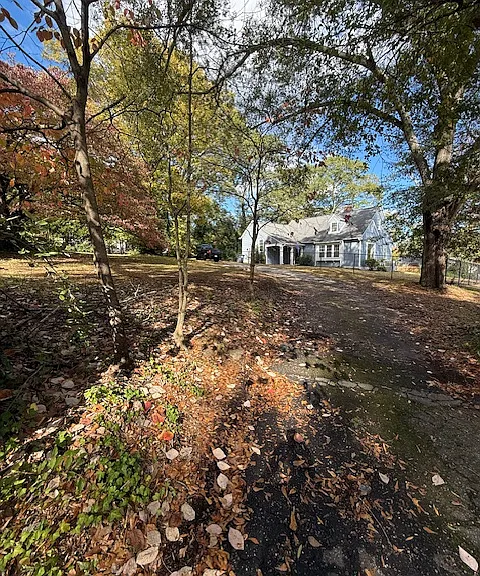 23 Gilmer Dr — Photo 2
