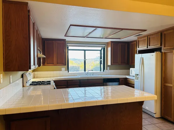 12156 Lakeside Ave, Lakeside, CA 92040