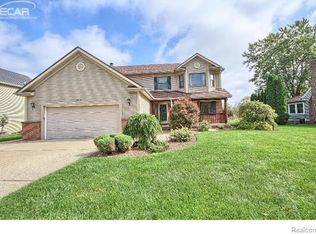 3048 Beechtree Ln, Flushing, MI 48433