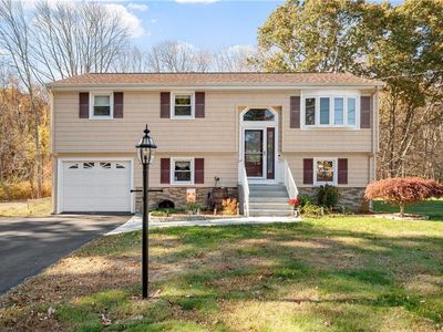 8 Cynthia Dr, North Smithfield, RI, 02896