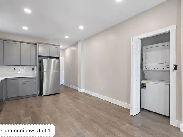 406 Communipaw Avenue image 2 of 6