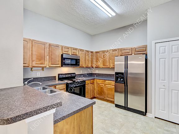 3rd image of 6788 Manotak Oaks Dr Unit 107