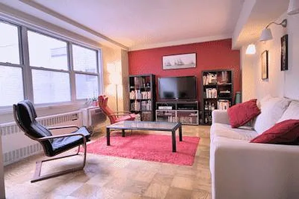 Rented by Kian Realty | media 35