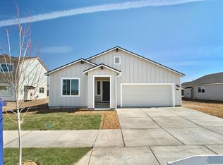 3537 NW 10th St #10, Redmond, OR 97756