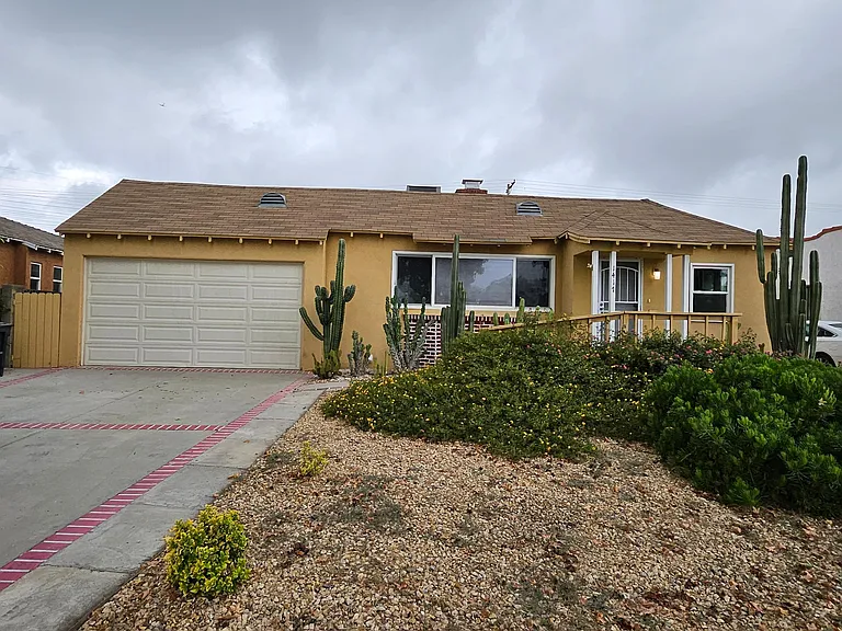 1417 N Evergreen St — Photo 25
