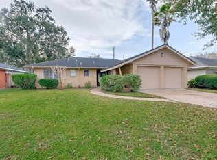 4749 Warm Springs Rd, Houston, TX 77035