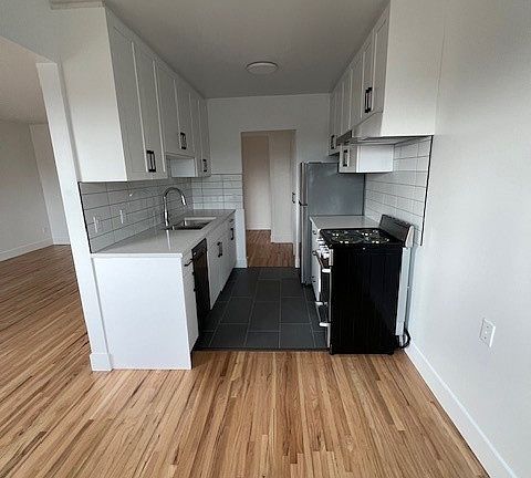 5th image of 1280 Madison Ave #202