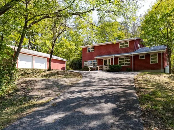 38 Tobin Drive, Clinton Corners, NY 12514