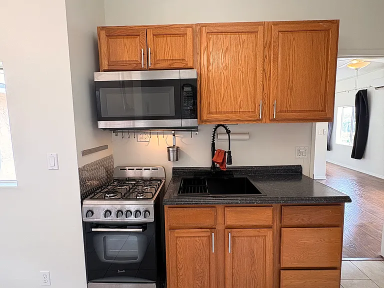 2261 Ewing St #1 — Photo 14