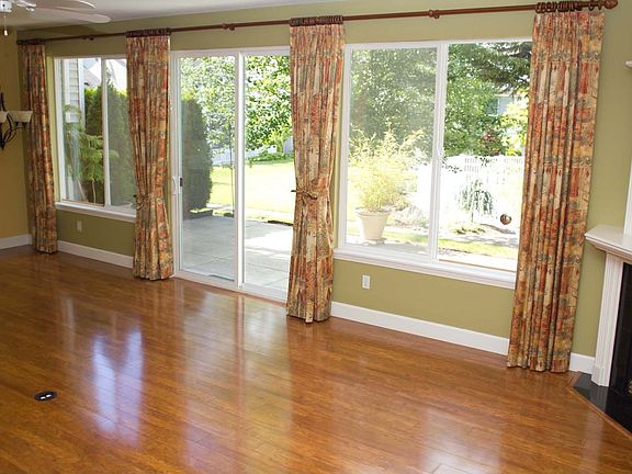 5th image of 8810 NE 16th Way