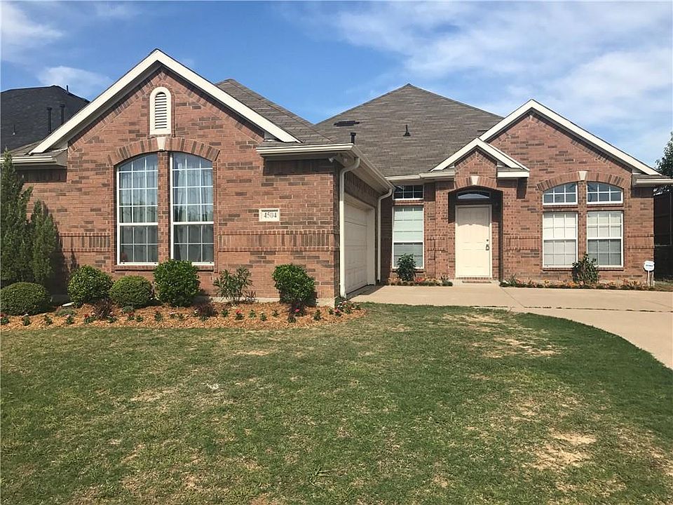 1st image of 4504 Woodbluff Dr