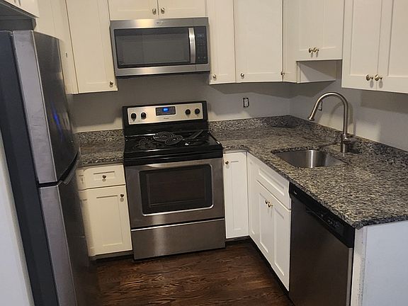 2nd image of 10 Merrymount Rd APT 106