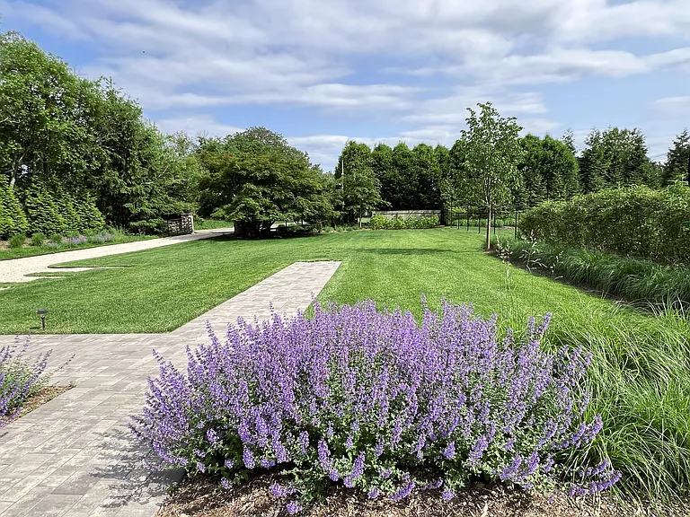 745 Golfview Ct — Photo 5