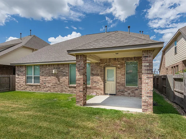 10823 Paula Bluff Ln — Photo 35