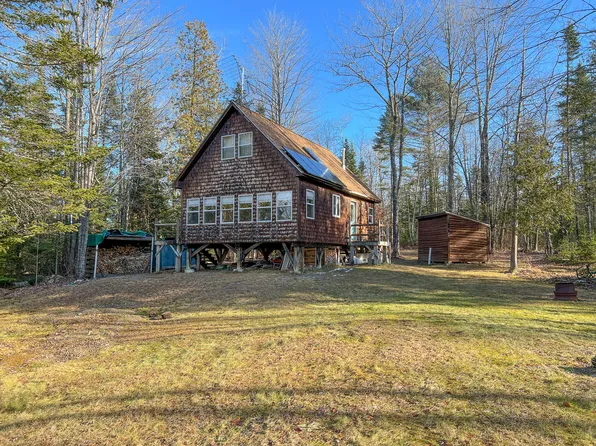 88 Whitten Road, Burnham, ME 04922