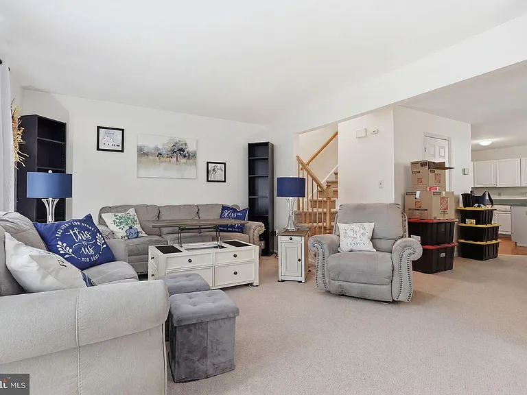6405 Spruce Mill Dr — Photo 7