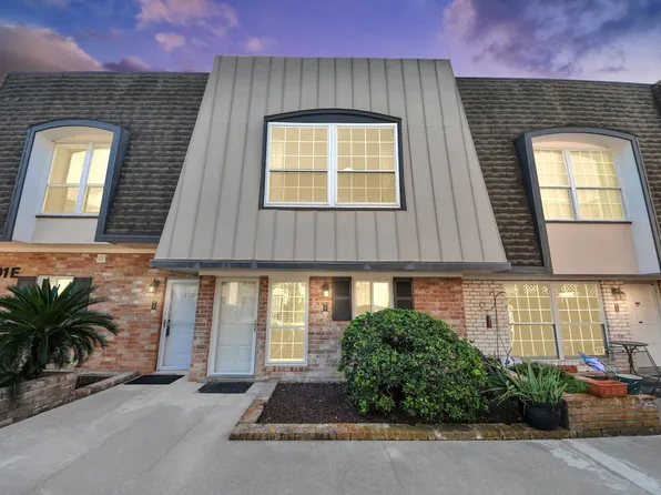 1801 Stonry Brook 107, Houston 77063