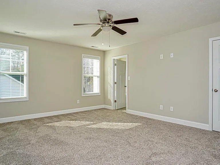 1618 Strickland Bridge Rd — Photo 11