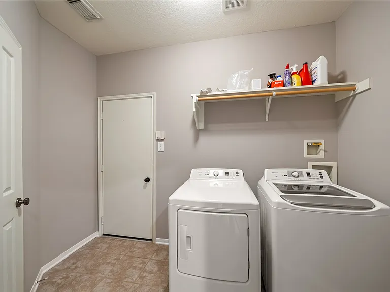 21 Stone Creek Pl #21 — Photo 25