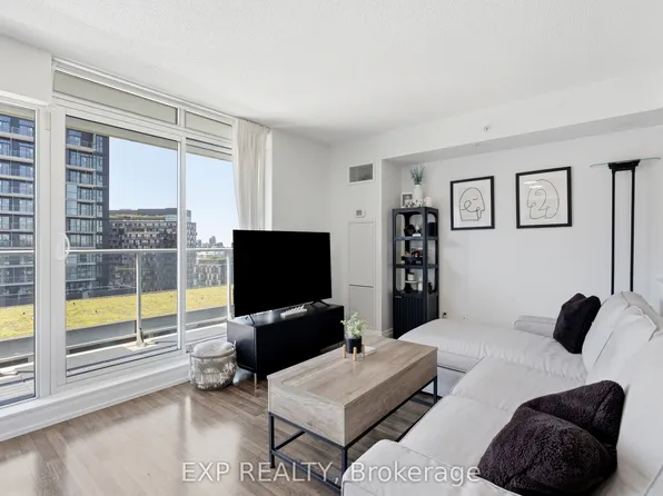 555 Wilson Ave #E1108, Toronto, ON M3H 0C5