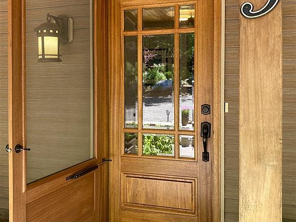 5th image of 5 Colton Ln