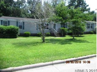 100 Myrtle Grove Rd, New Bern, NC 28562