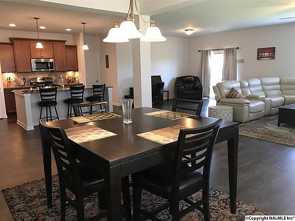 2nd image of 2507 W Winfield Cir