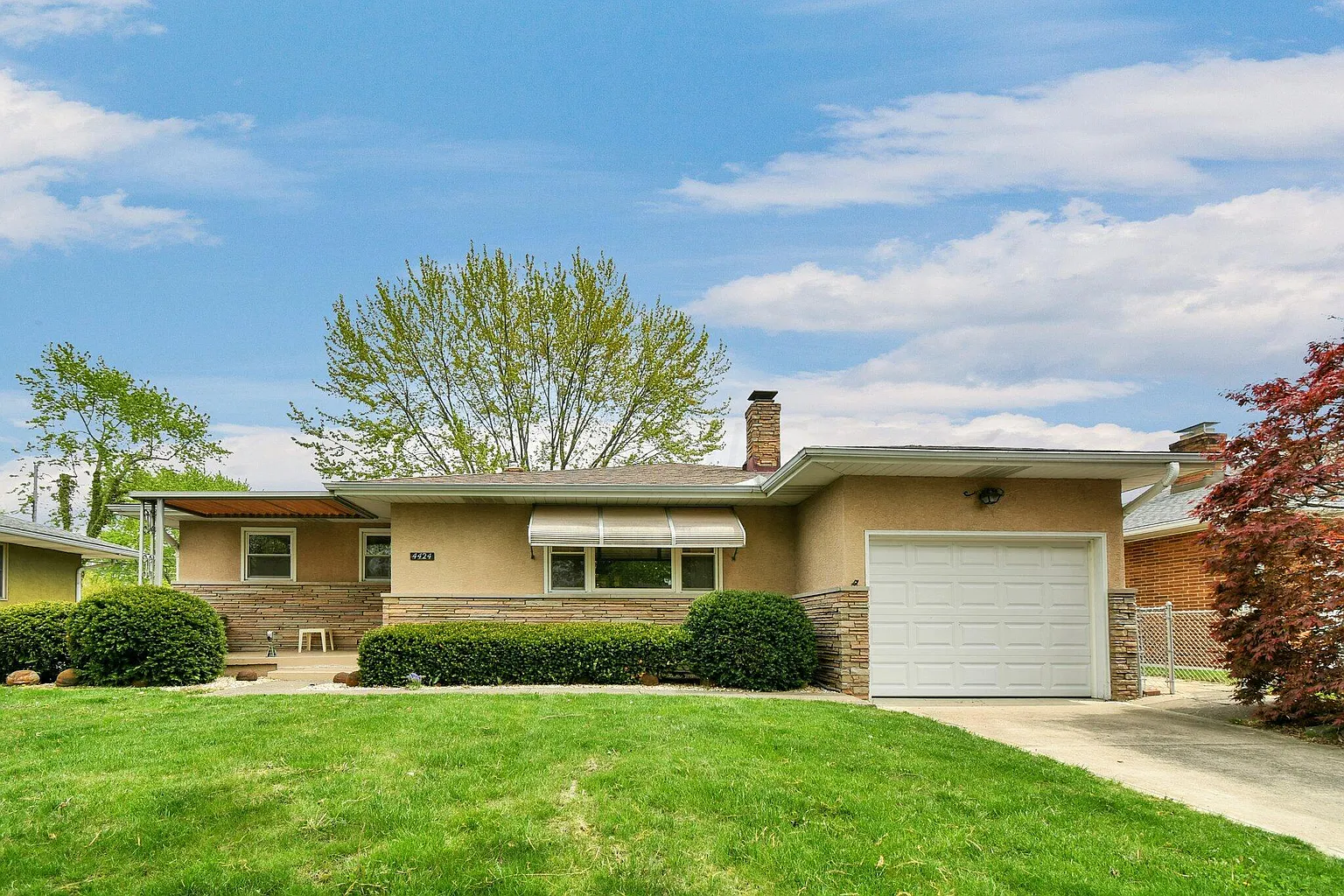 4424 Marland Dr photo 1