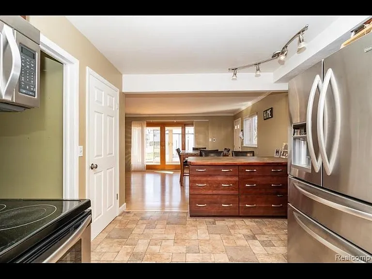 1026 Key West Dr — Photo 8