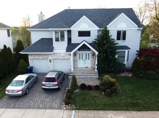109 Princess Dr, North Brunswick, NJ 08902