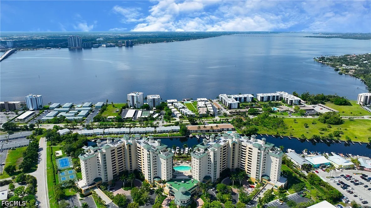 2 bed, 2.0 bath, 1786 sqft, $2,750 — Photo 1