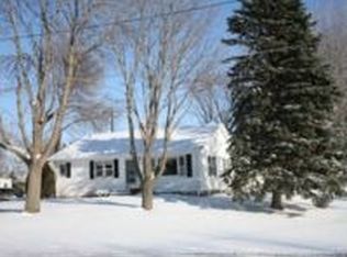 7046 Centerville Rd, Centerville, MN 55038