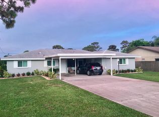 171 Golf Club Ln, Venice, FL 34293