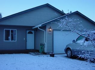 1536 SW Shirley Ann Dr, McMinnville, OR 97128