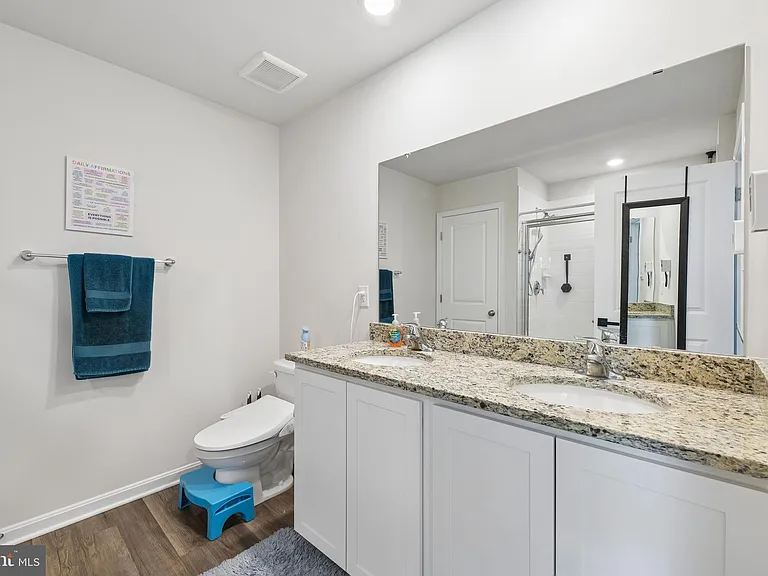 1030 Merry Elm Ln — Photo 13