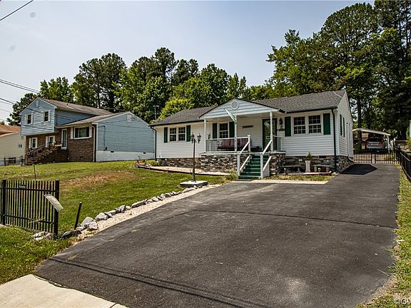 3rd image of 1814 Stewart Ave