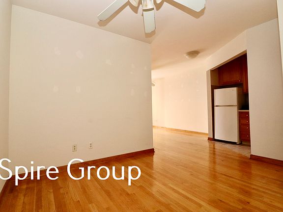4th image of 243 W 72nd St APT 8