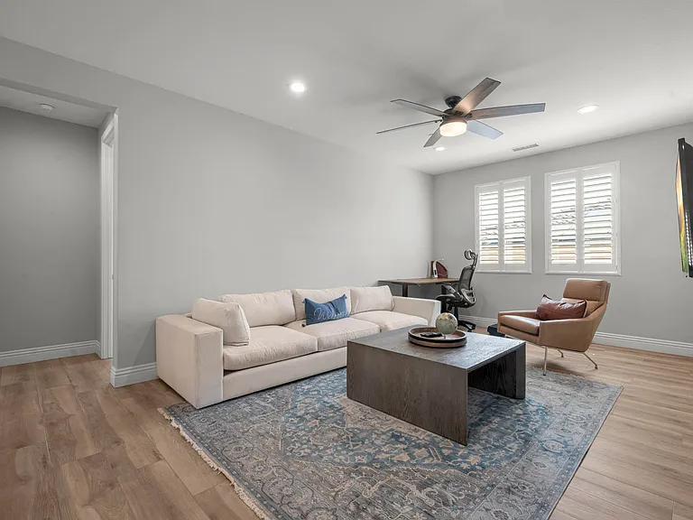 18980 Lauren Ln — Photo 15