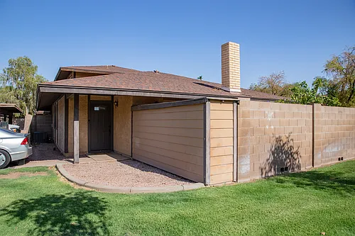 1660 W Village Way Photo 1