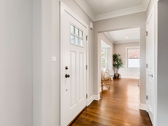 3rd image of 2218 Walters Ave