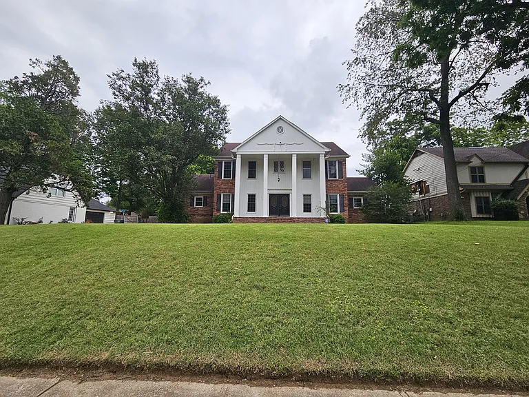 516 S Yates Rd — Photo 8
