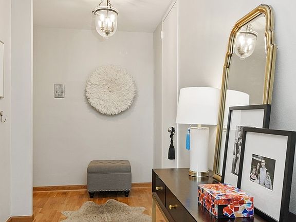 2nd image of 2400 N Lakeview Ave APT 2106