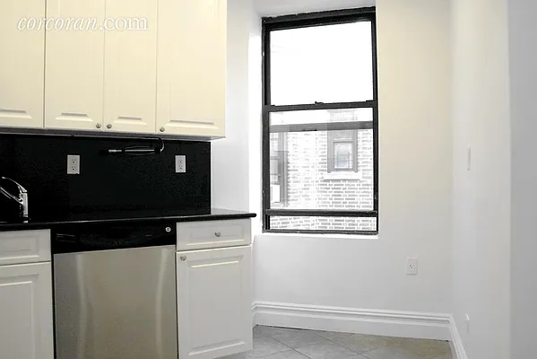 Rented by Corcoran | media 19