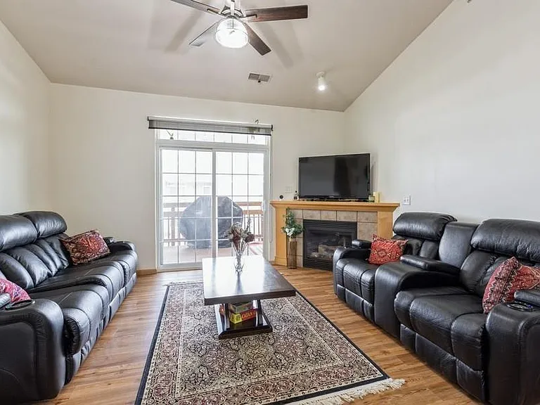 2300 Westlake Rd #302 — Photo 11