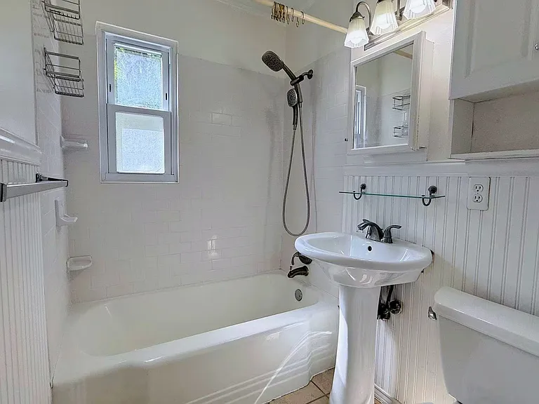 174 N Passaic Ave — Photo 12