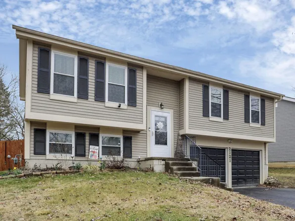 2121 Summer Breeze Dr, Columbus, OH 43223